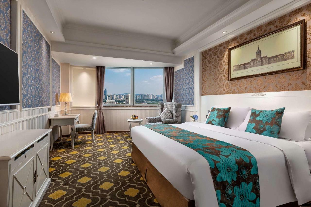 Ramada Encore Wyndham Nanning City Center Qingxiu Exterior foto